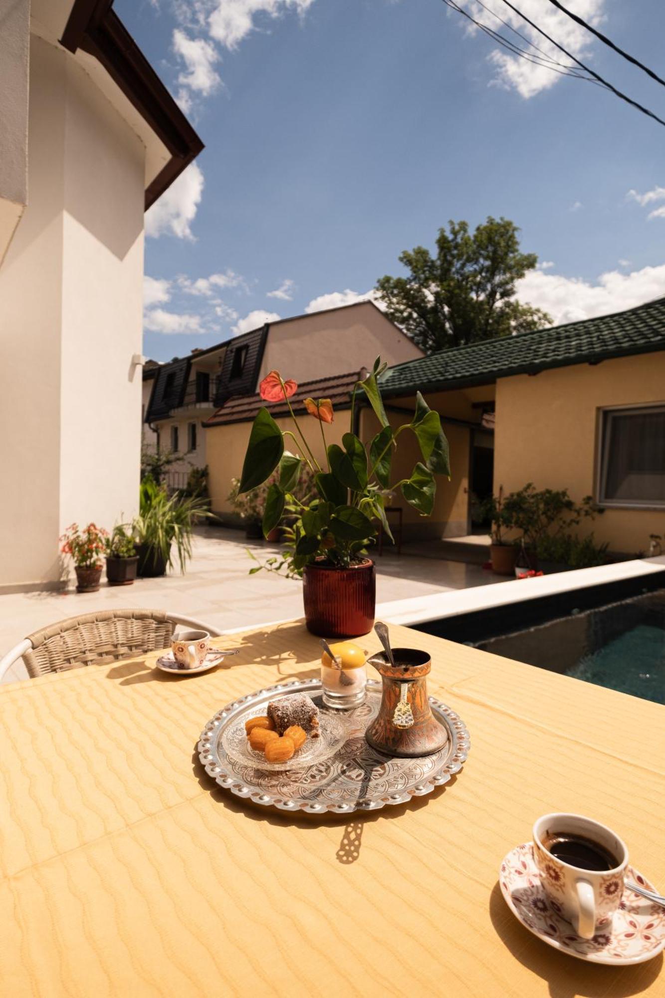 Guesthouse Rose SJJ Exterior foto